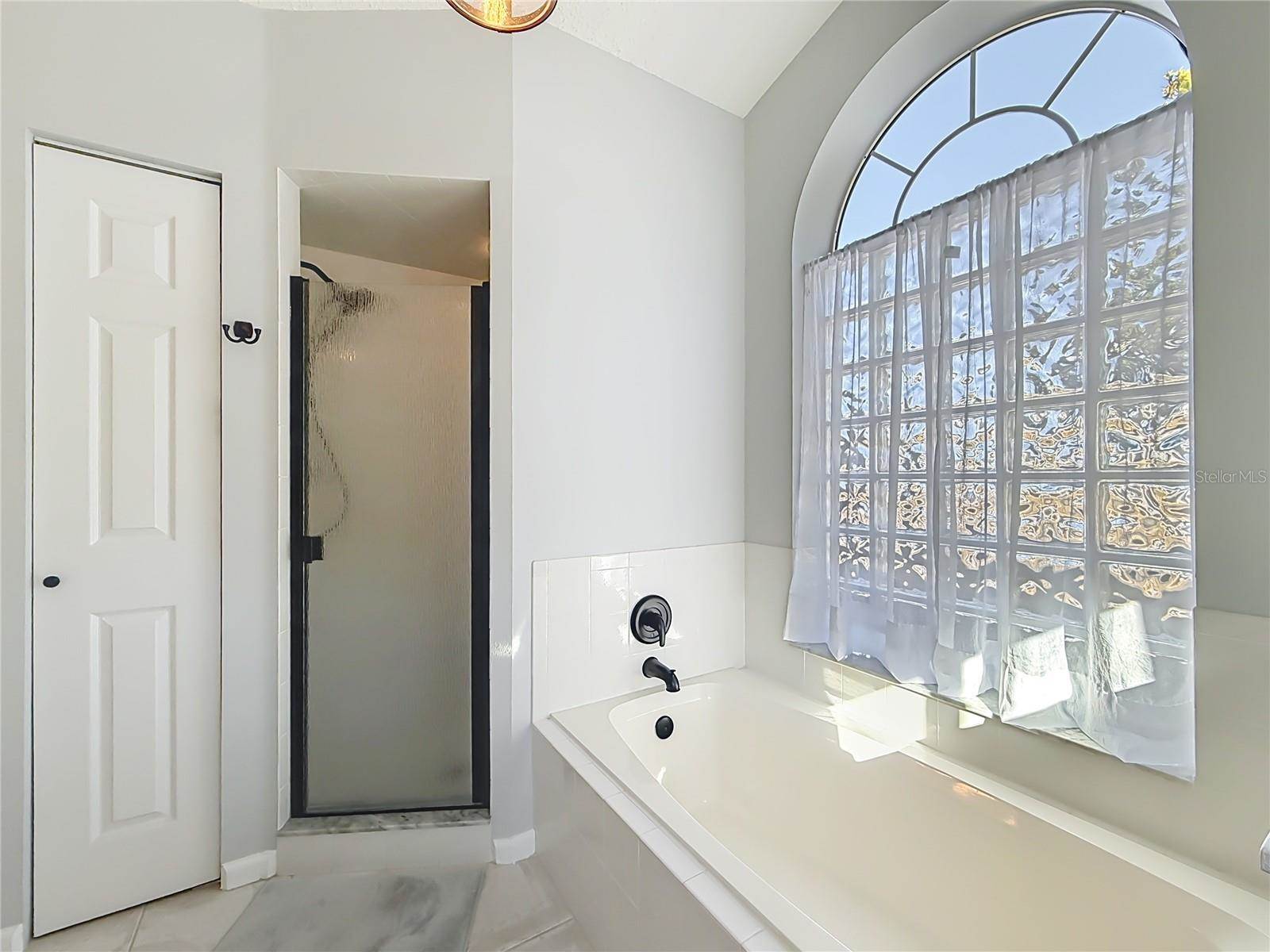 5226 NW 21ST Loop, Ocala, FL 34482