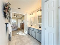 5226 NW 21ST Loop, Ocala, FL 34482