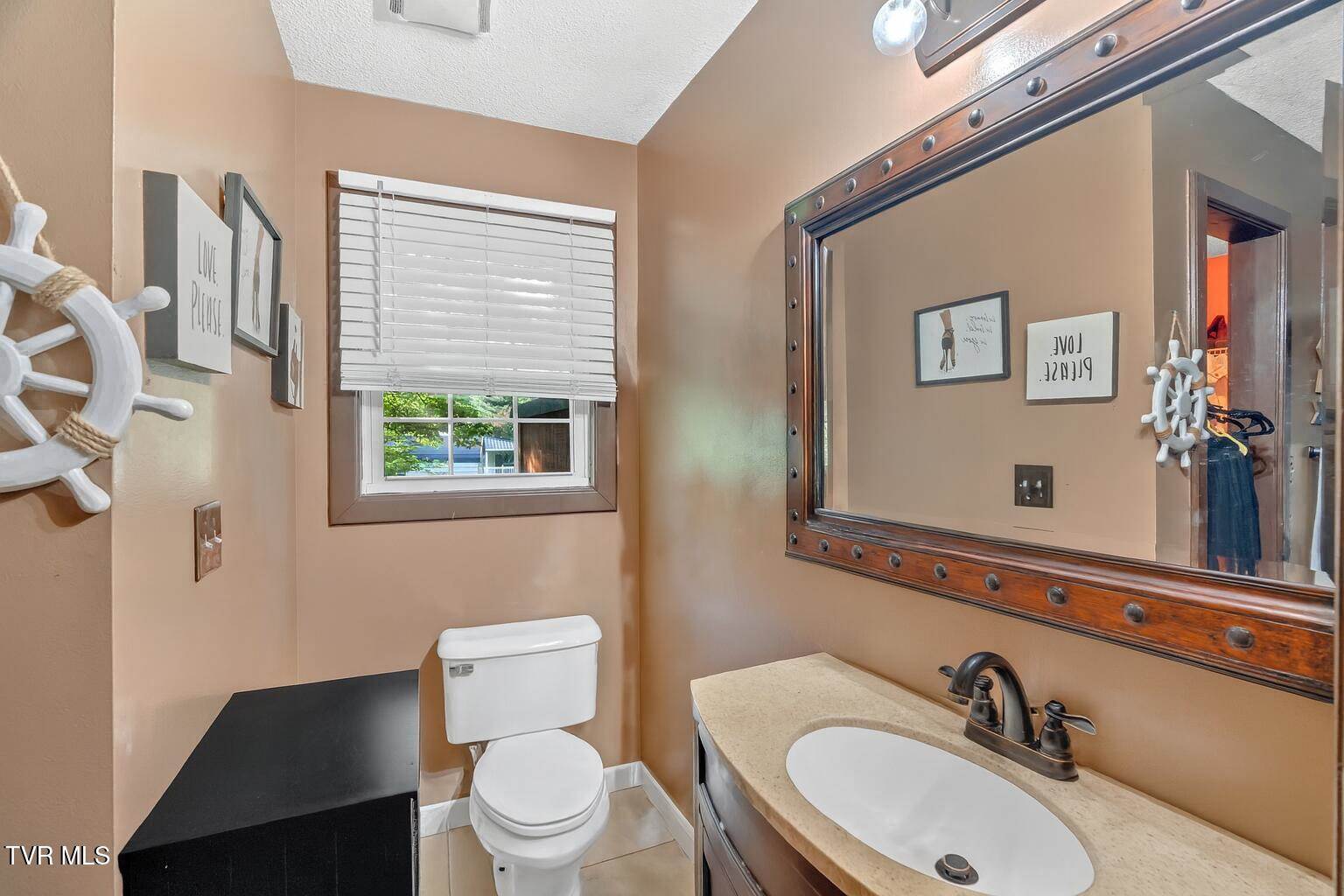 1830 Bristol Highway, Watauga, TN 37694