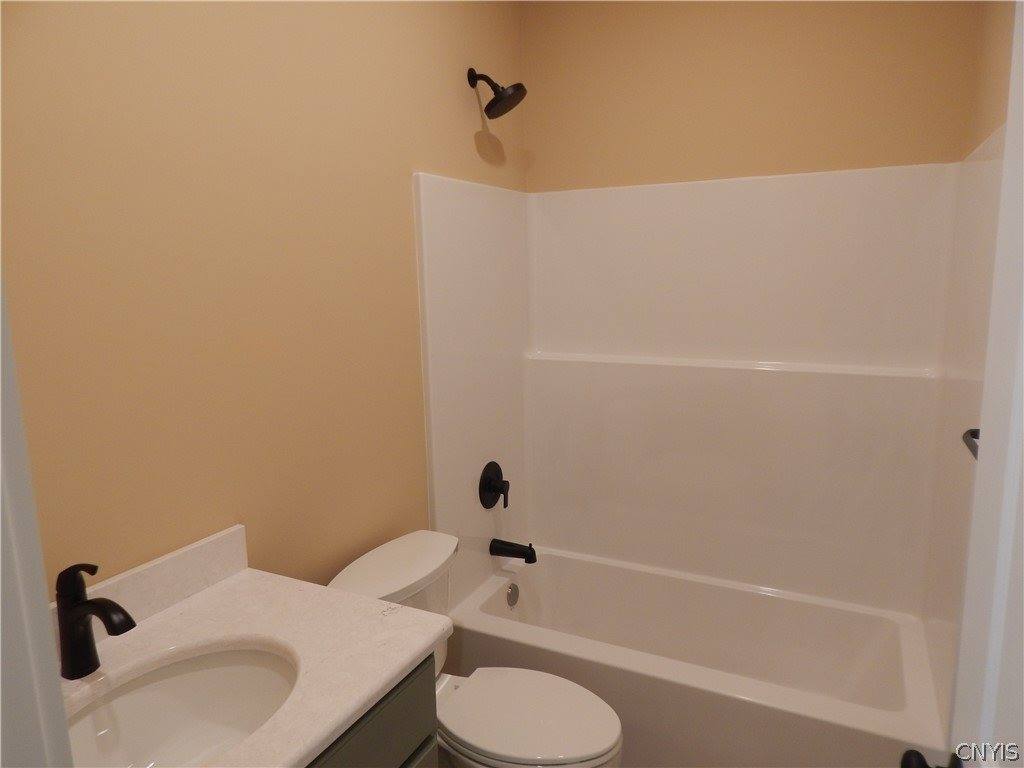 302 Bunker Hill, Syracuse, NY 13207