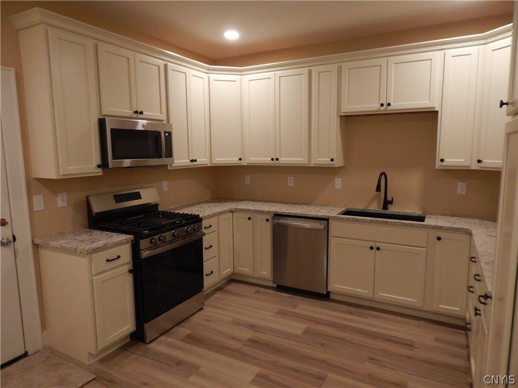 302 Bunker Hill, Syracuse, NY 13207