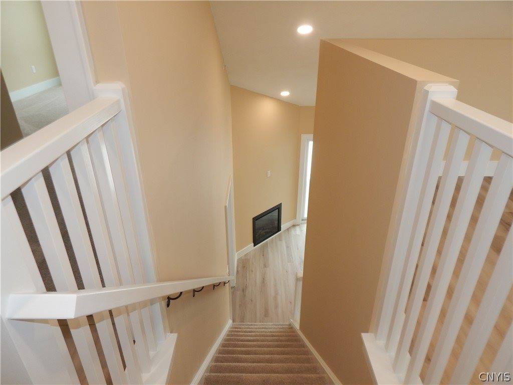 302 Bunker Hill, Syracuse, NY 13207