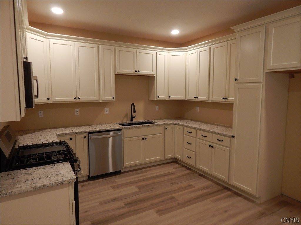 302 Bunker Hill, Syracuse, NY 13207