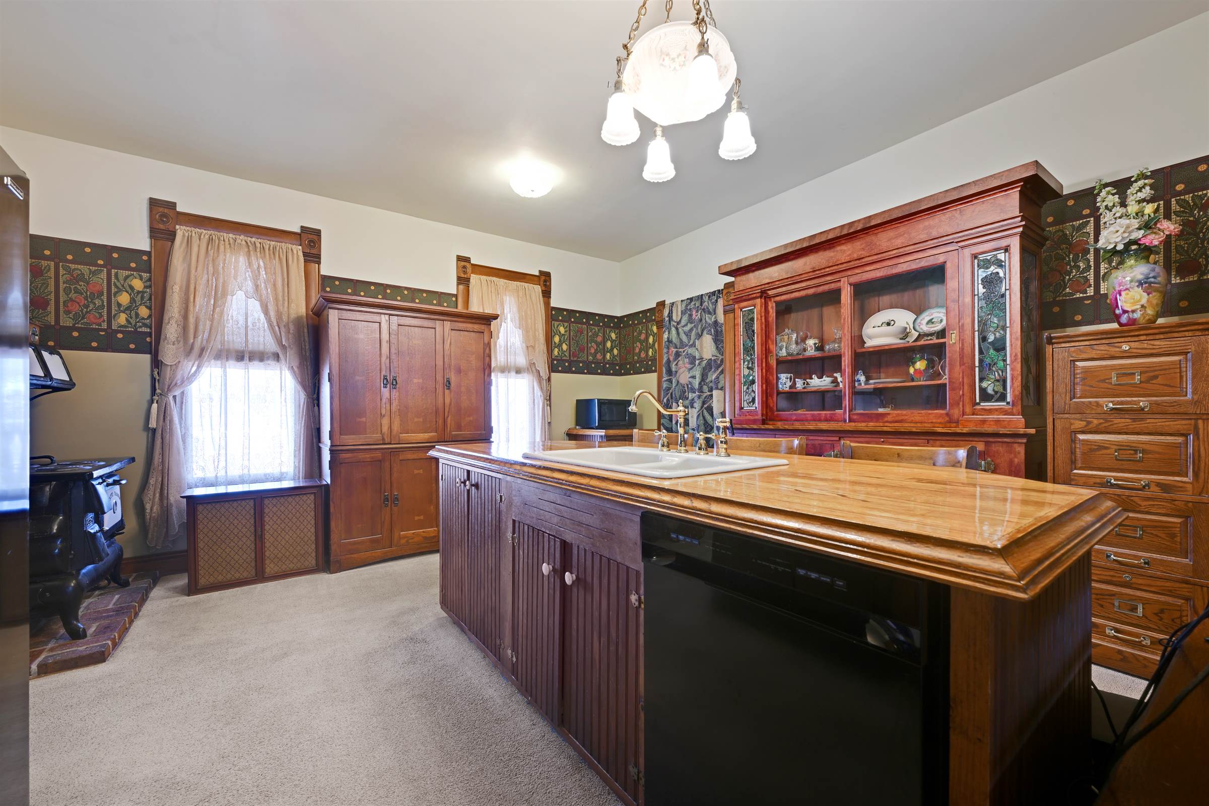 401 S. Harrison, Olathe, KS 66061