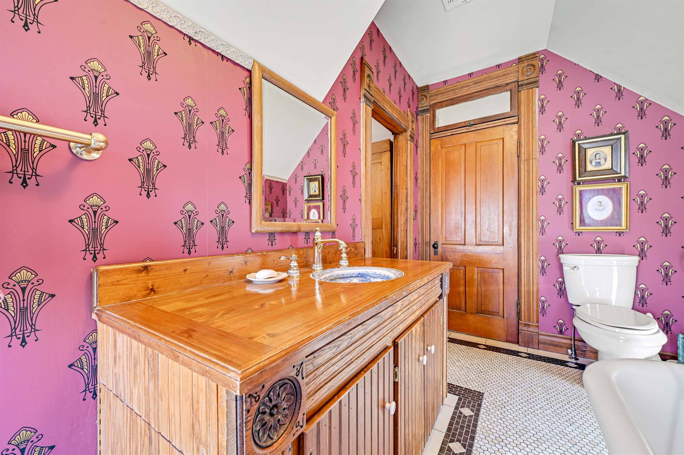 401 S. Harrison, Olathe, KS 66061