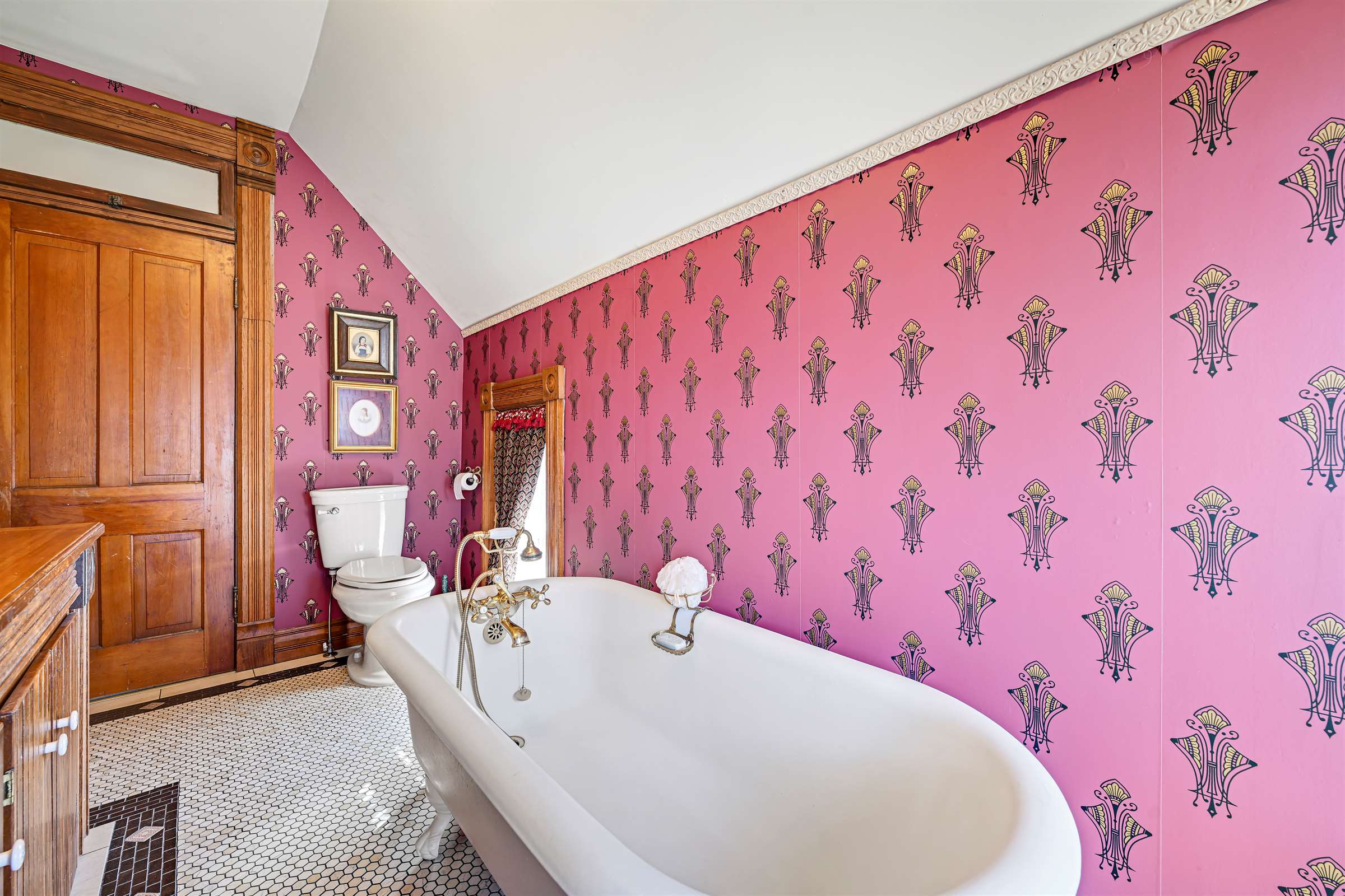 401 S. Harrison, Olathe, KS 66061