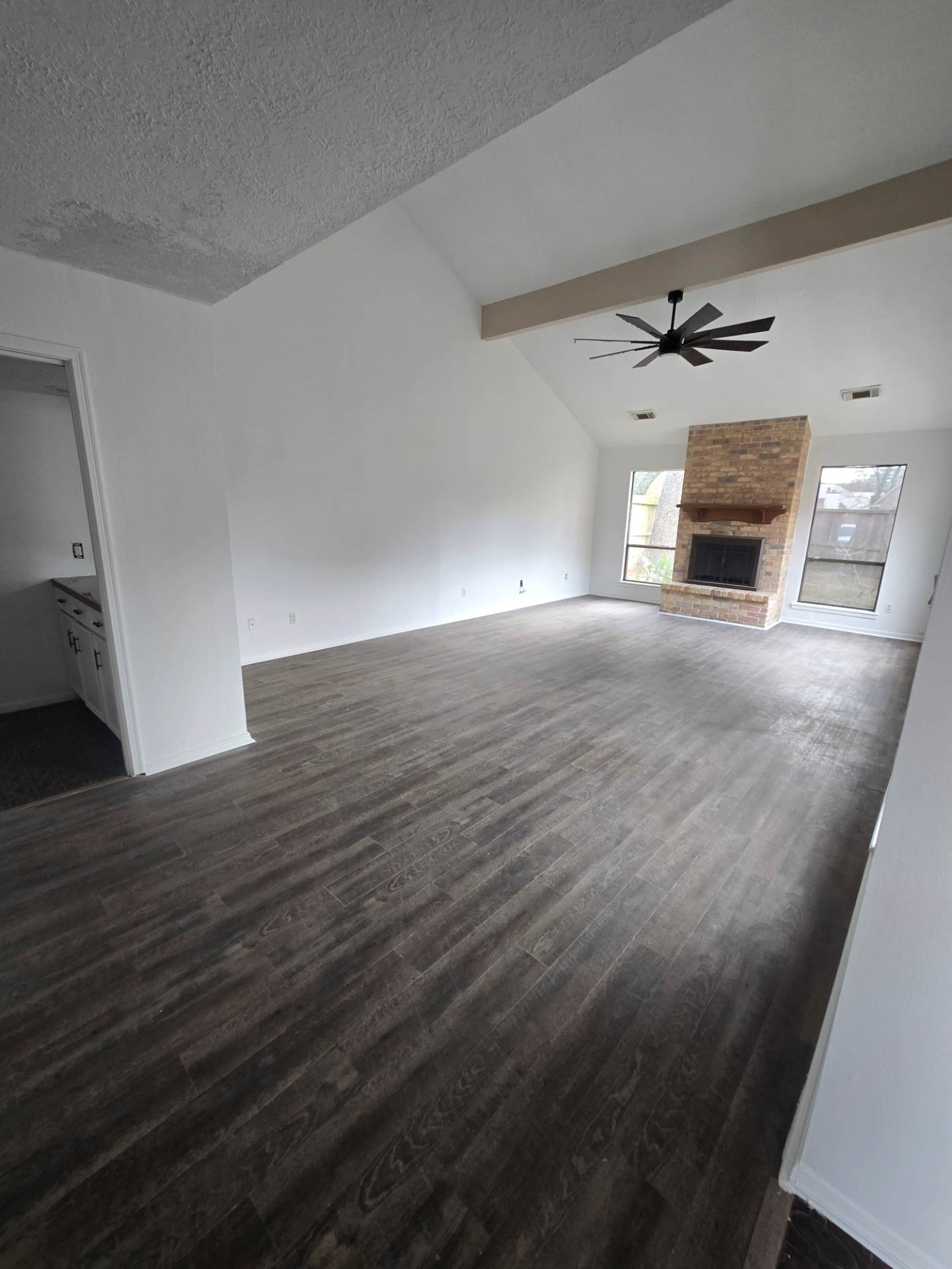 1746 Cloister Dr, Crosby, TX 77532