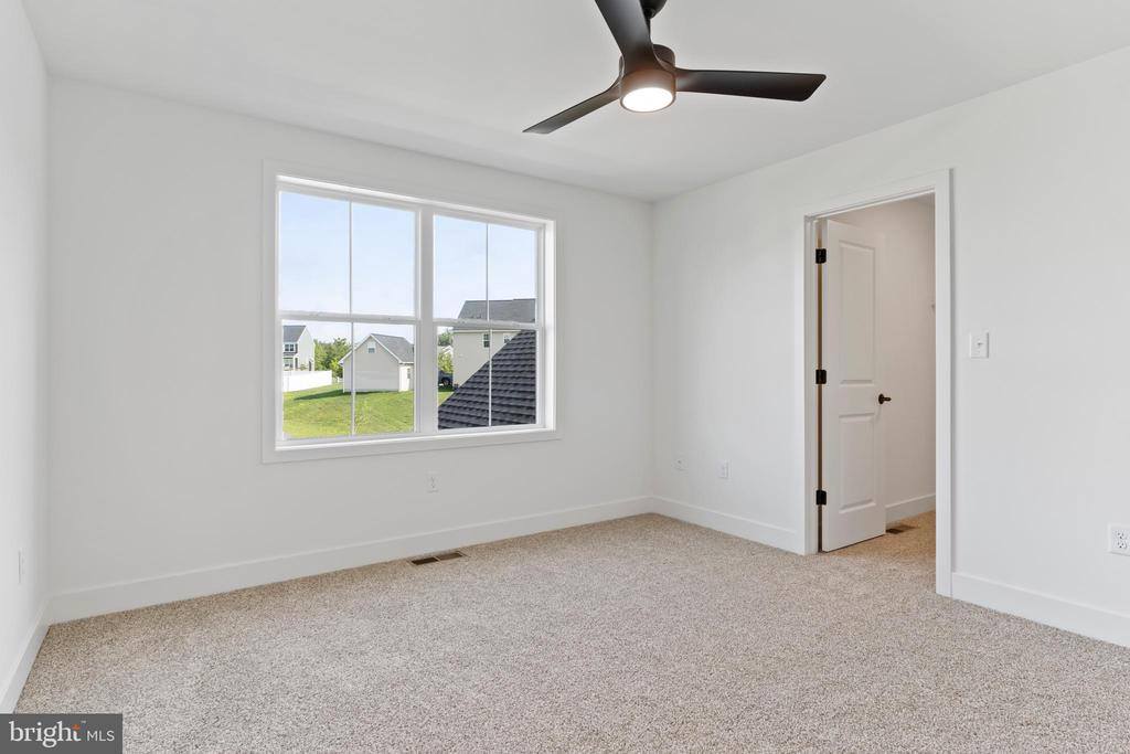 124 Jennifer Circle, Harrisburg, PA 17112