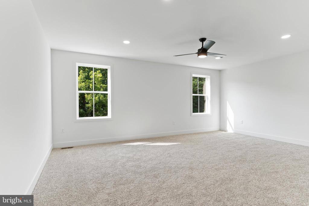 124 Jennifer Circle, Harrisburg, PA 17112