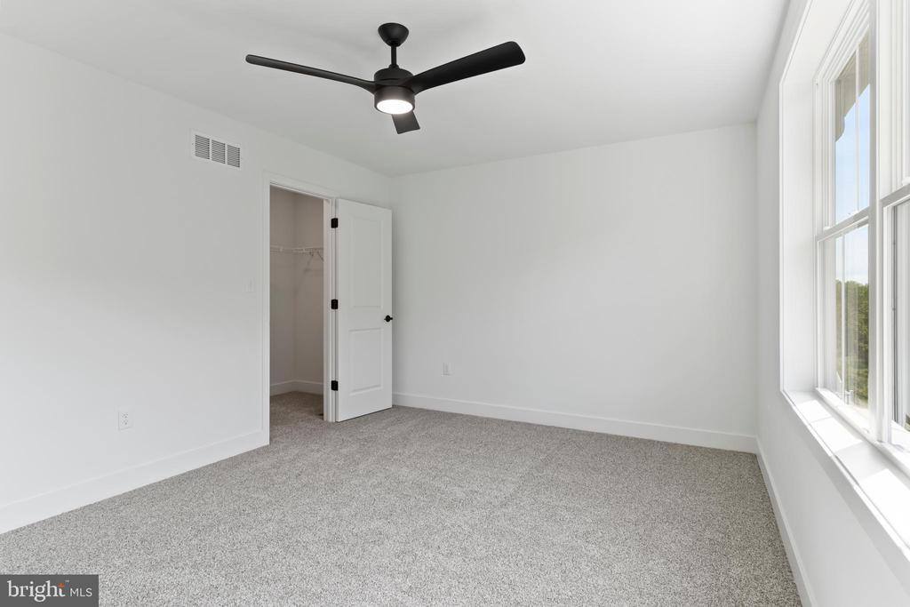 124 Jennifer Circle, Harrisburg, PA 17112