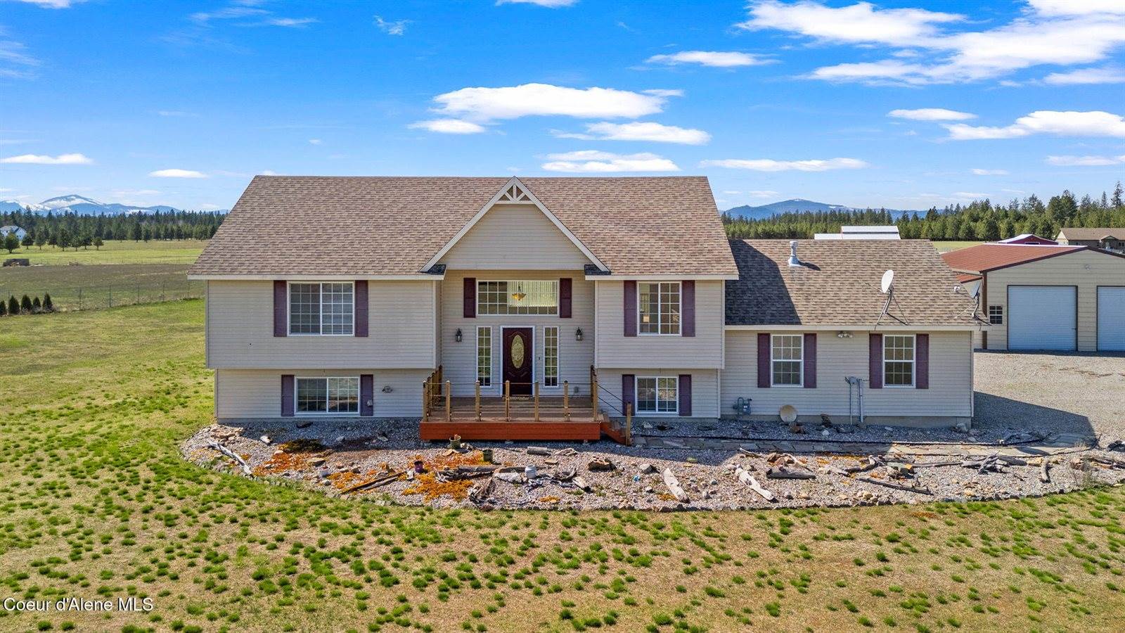 2996 East Briar Ct, Athol, ID 83801