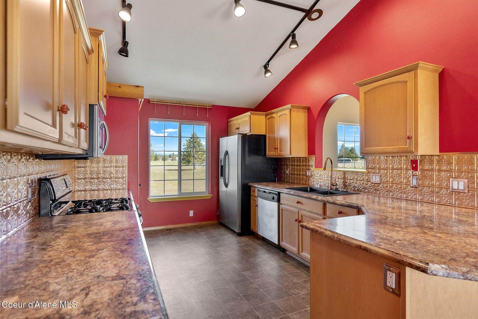 2996 East Briar Ct, Athol, ID 83801