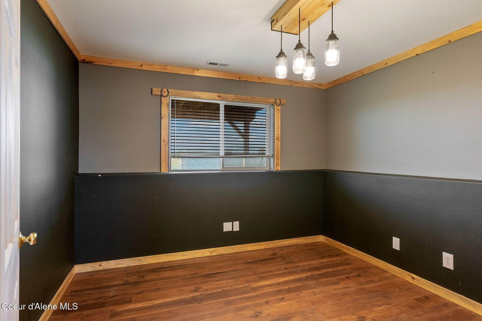 2996 East Briar Ct, Athol, ID 83801