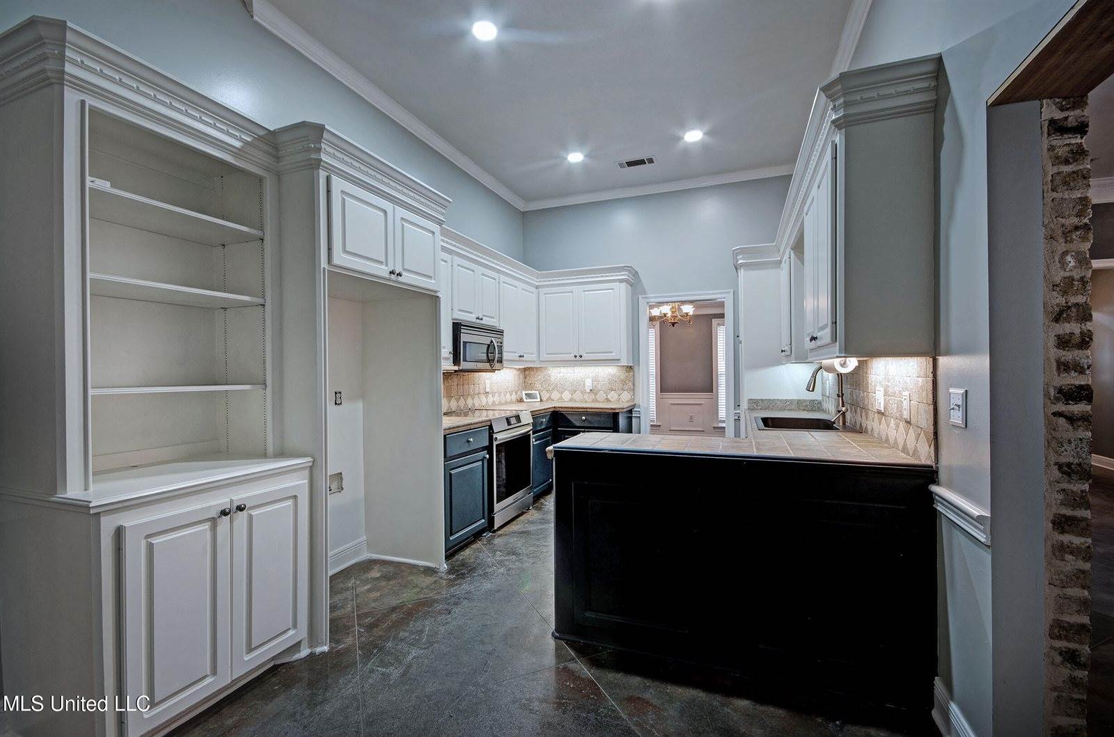 623 Summer Place, Flowood, MS 39232