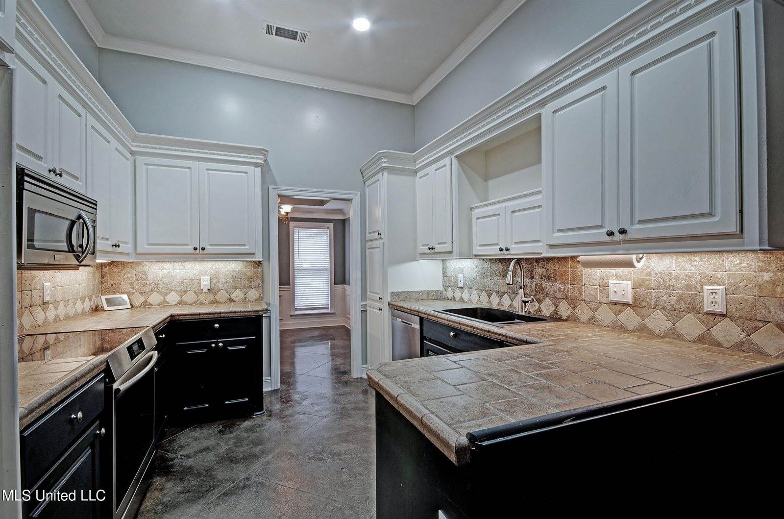 623 Summer Place, Flowood, MS 39232