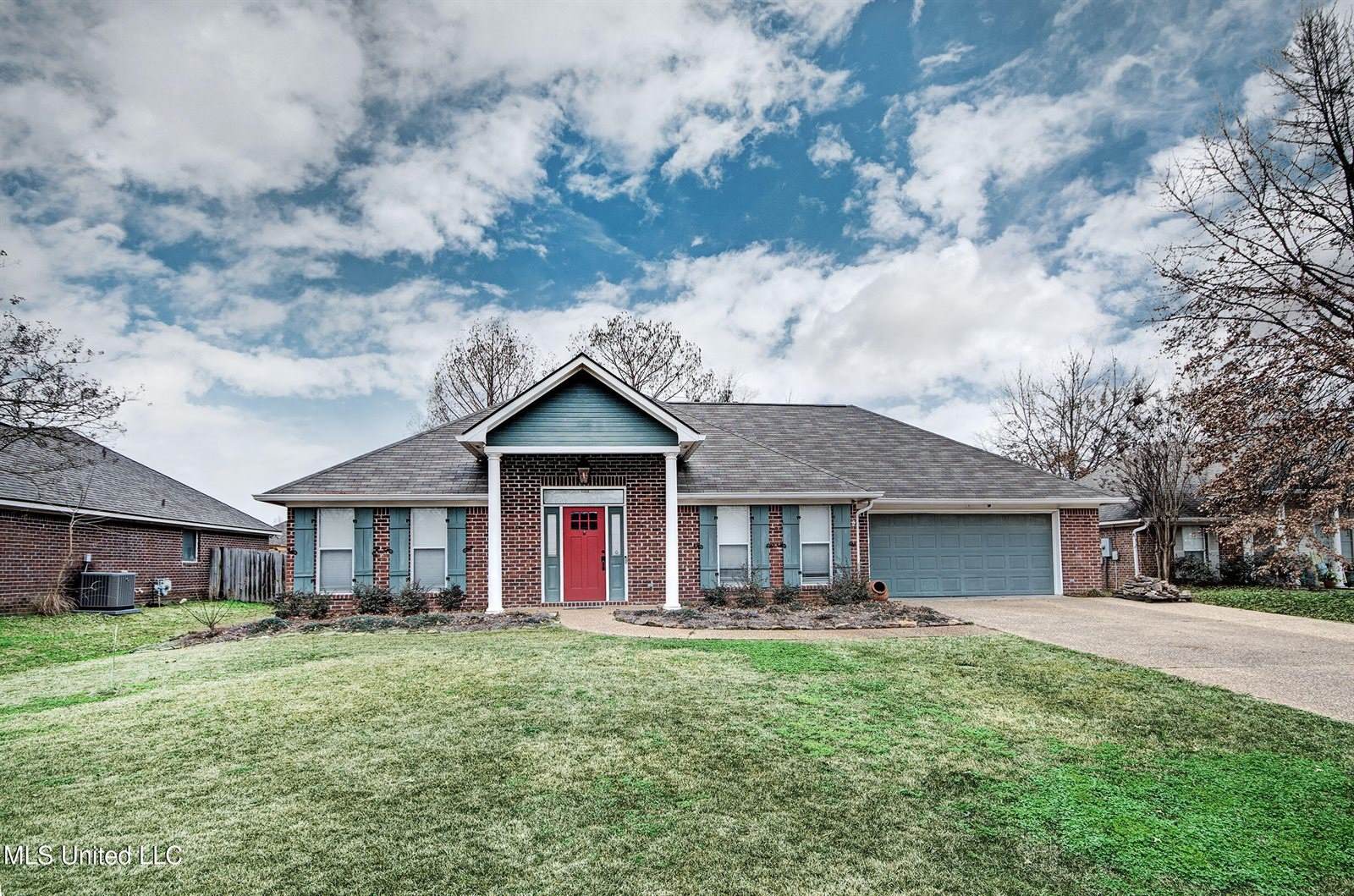 623 Summer Place, Flowood, MS 39232