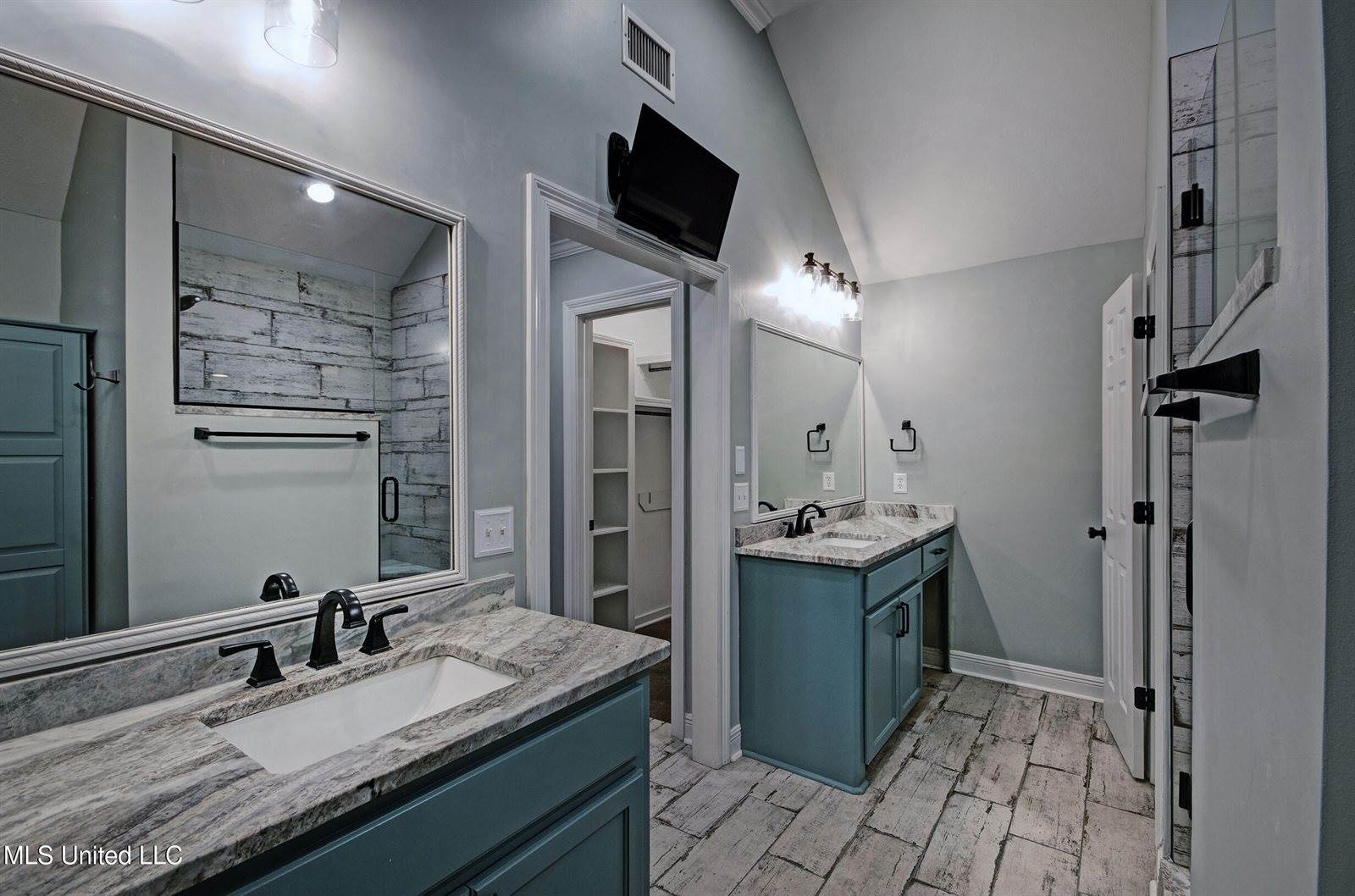 623 Summer Place, Flowood, MS 39232