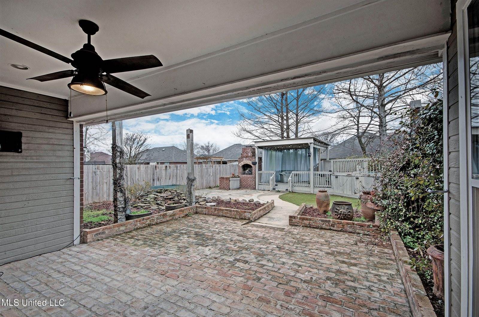 623 Summer Place, Flowood, MS 39232