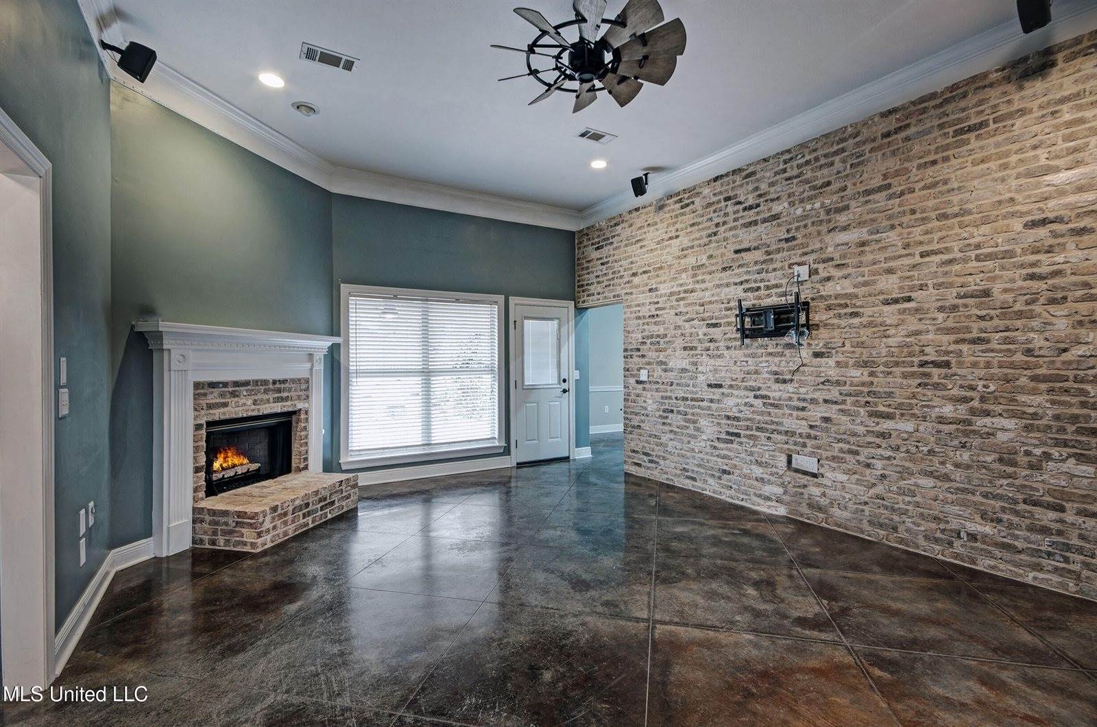 623 Summer Place, Flowood, MS 39232