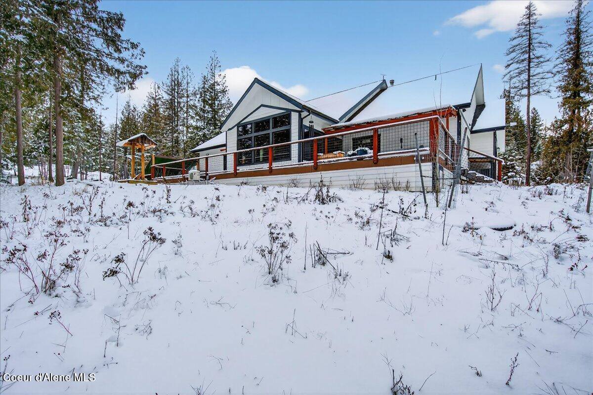 505 Chippewa Trl, Sagle, ID 83860