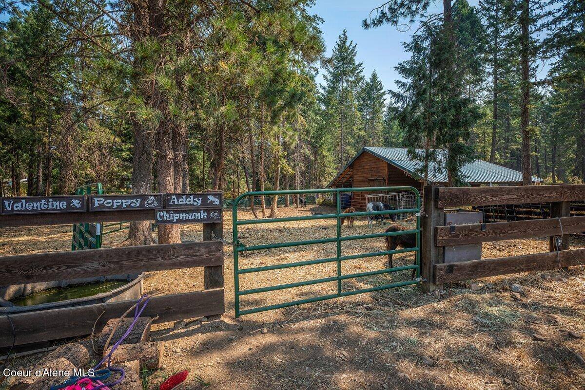 26864 North Timber Ridge Rd, Rathdrum, ID 83858