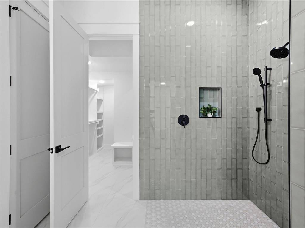 305 Dylan Way, Midlothian, TX 76065