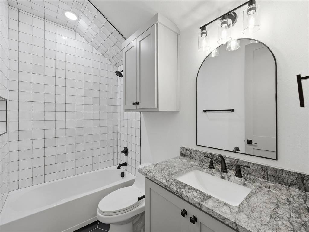 313 Dylan Way, Midlothian, TX 76065