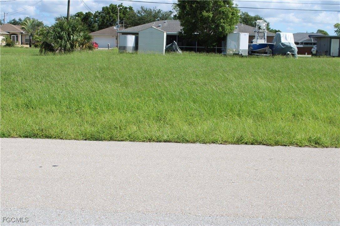 1117 NE 8th Terrace, Cape Coral, FL 33909