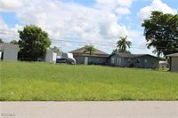 1117 NE 8th Terrace, Cape Coral, FL 33909