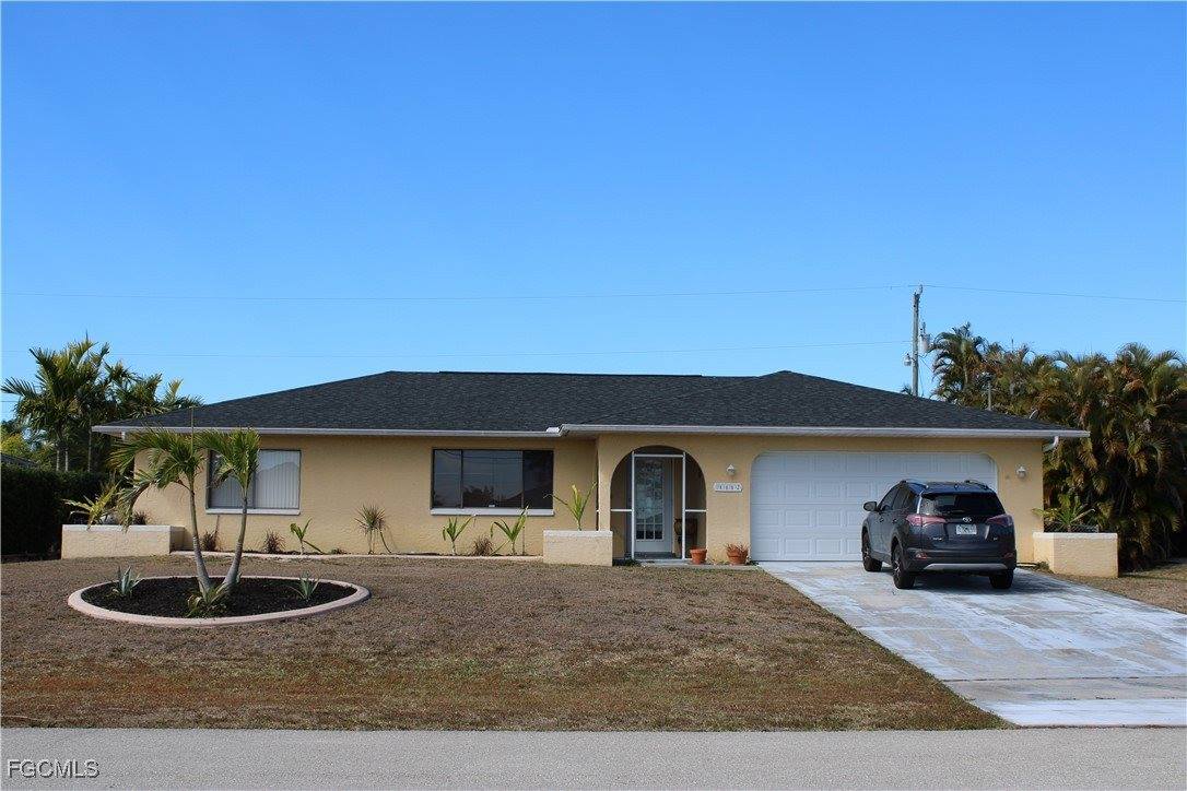 1112 SW 11th Court, Cape Coral, FL 33991