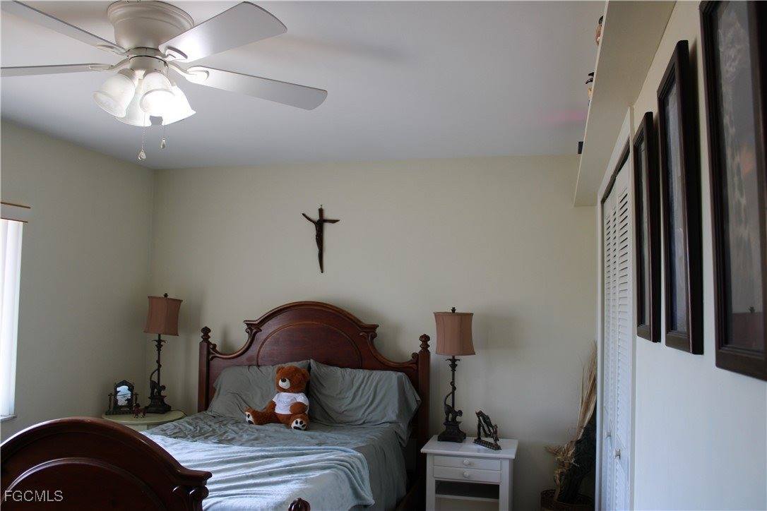 1112 SW 11th Court, Cape Coral, FL 33991