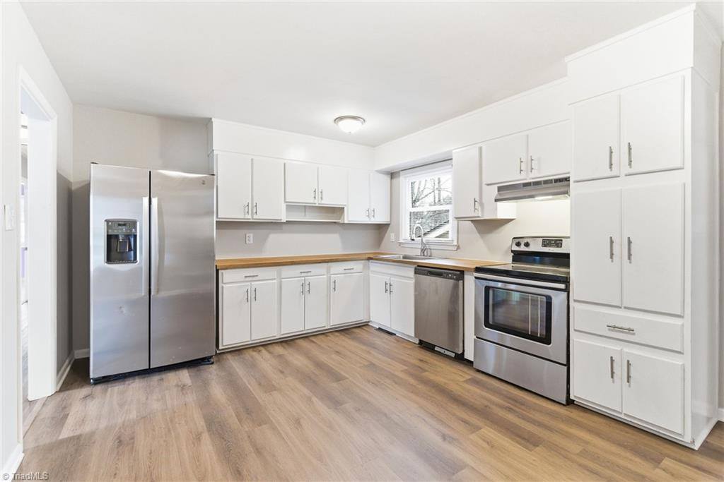 1456 London Drive, High Point, NC 27260