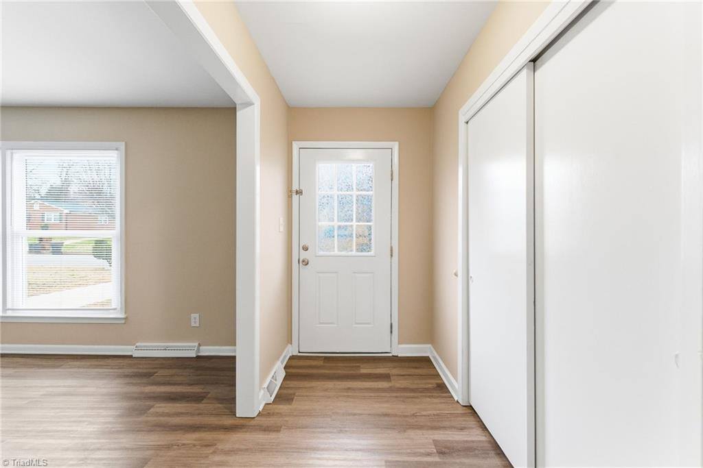 1456 London Drive, High Point, NC 27260