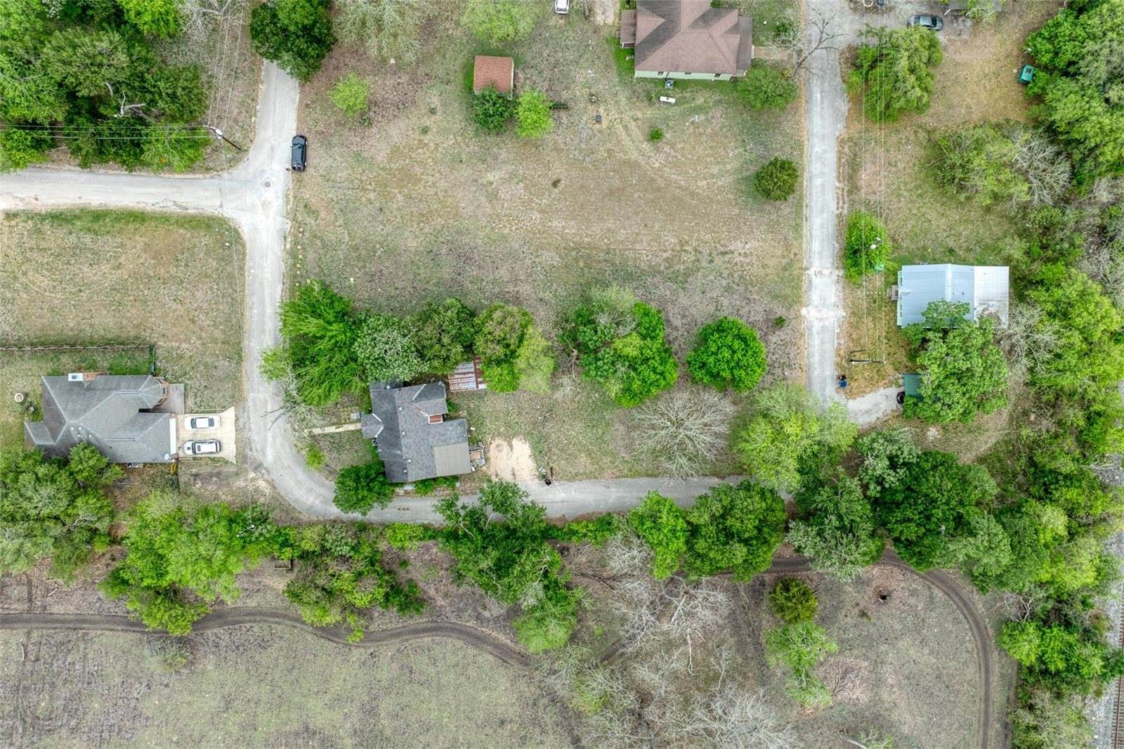 1006 Proctor St, Lockhart, TX 78644