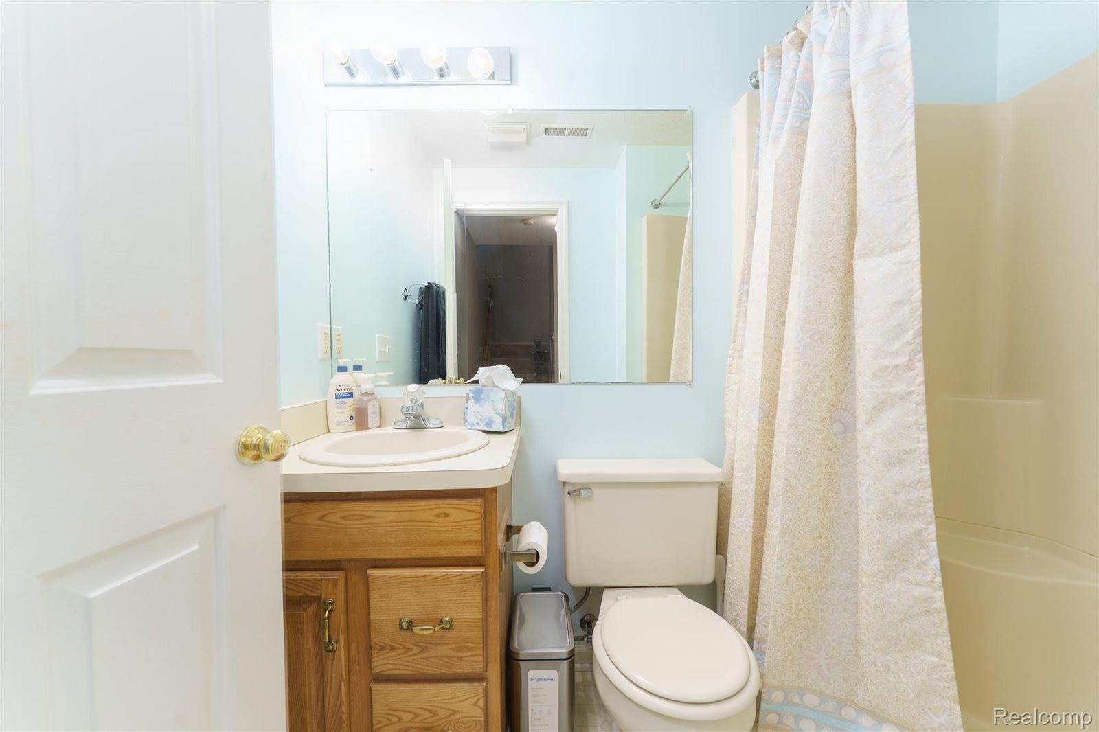 1321 Steeplechase Court, HowellTownship_Livingston, MI 48843