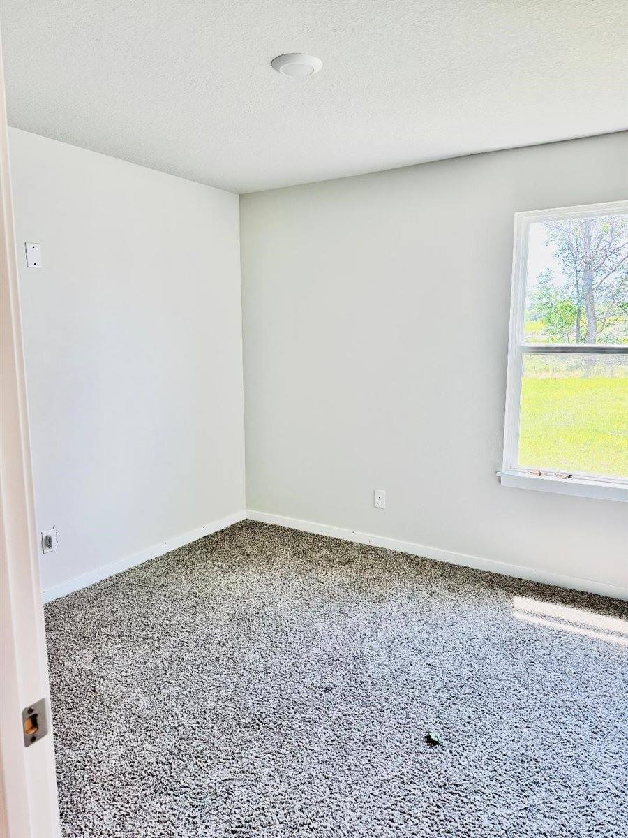 82 Dakota Circle, Waukee, IA 50263