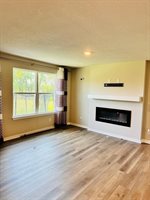 82 Dakota Circle, Waukee, IA 50263