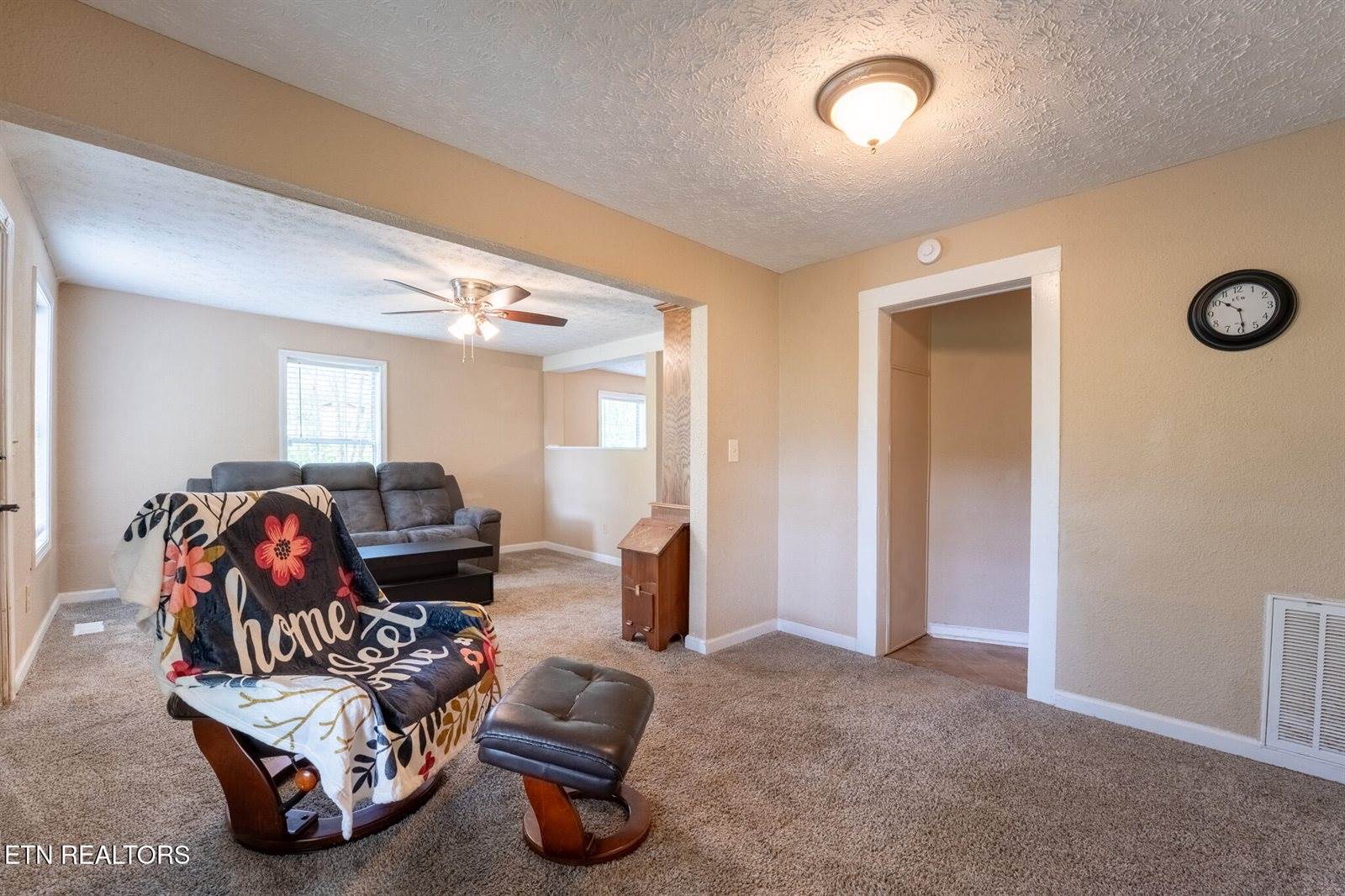 1301 Jefferson Ave, Maryville, TN 37804