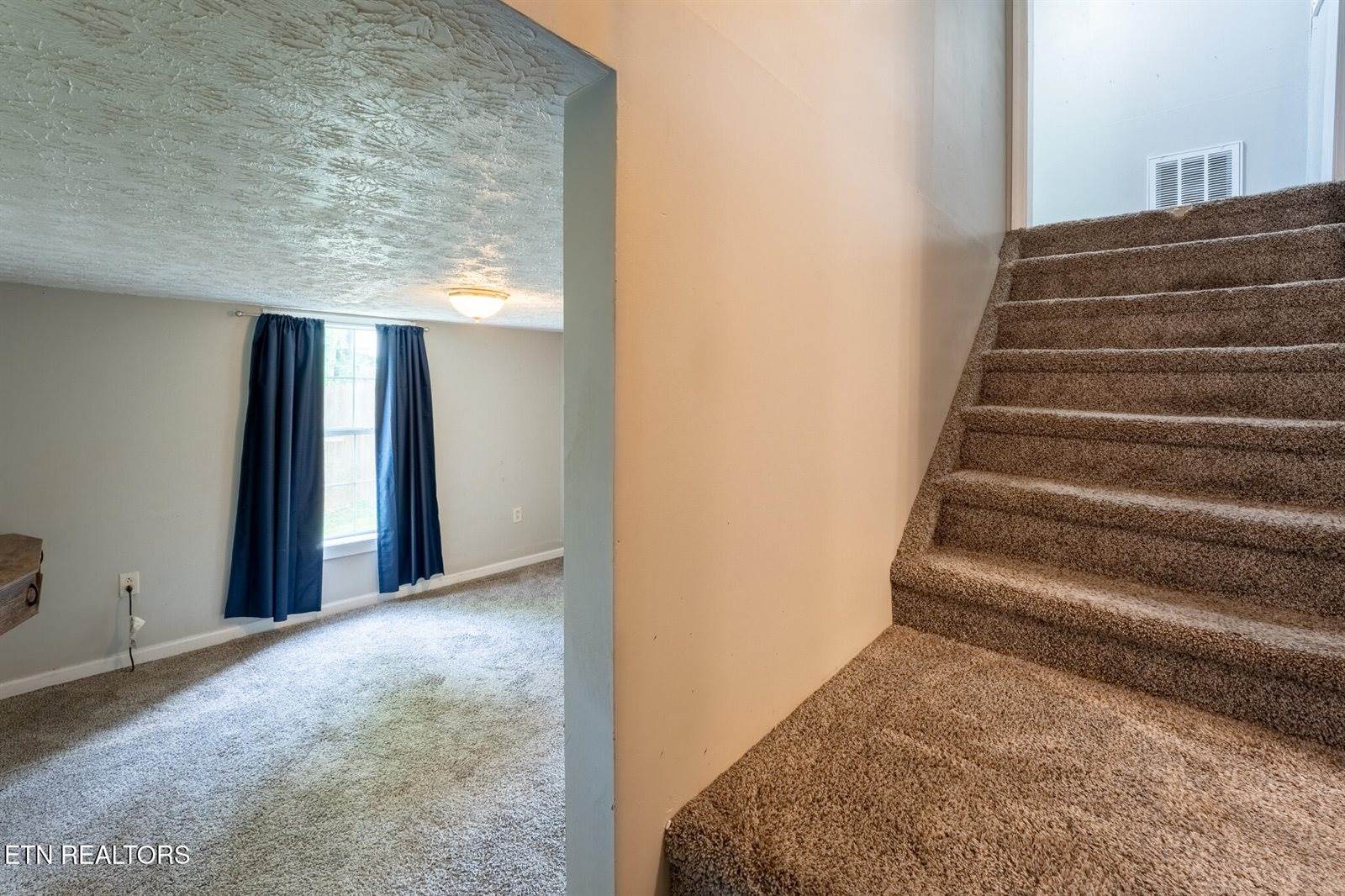 1301 Jefferson Ave, Maryville, TN 37804