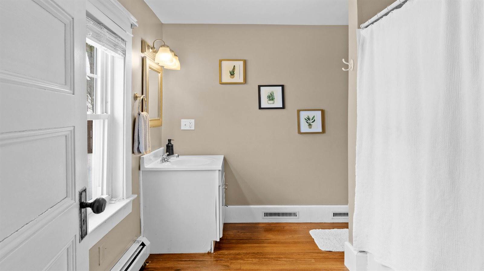 57 Allen Street, Bangor, ME 04401