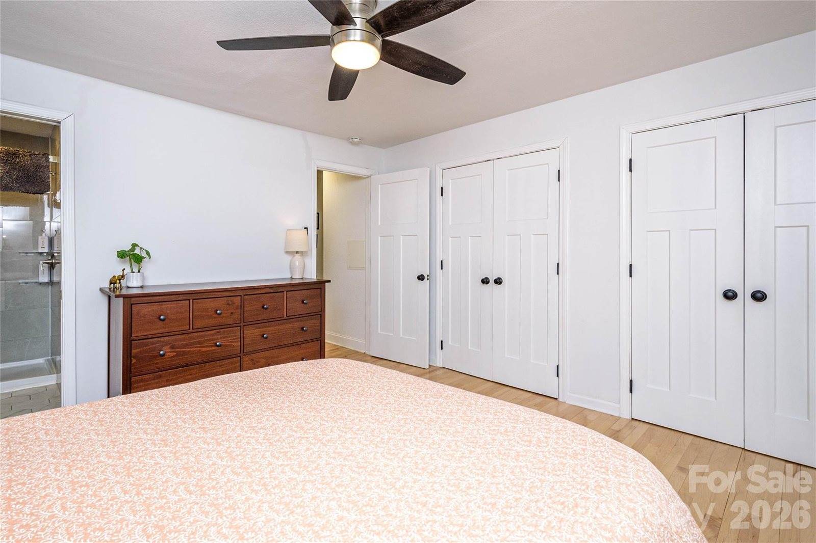 116 Thornbird Avenue, Hendersonville, NC 28792