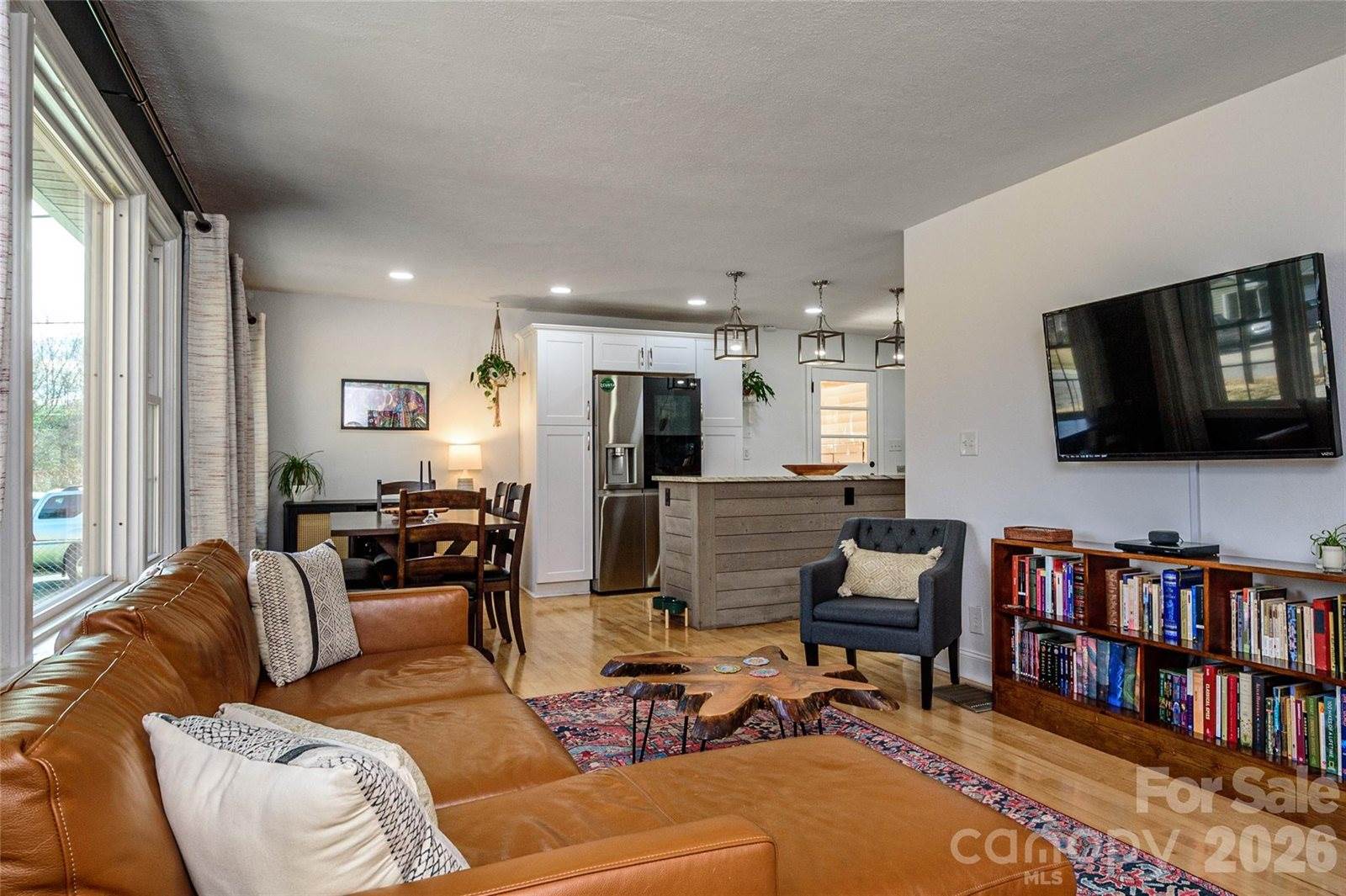 116 Thornbird Avenue, Hendersonville, NC 28792