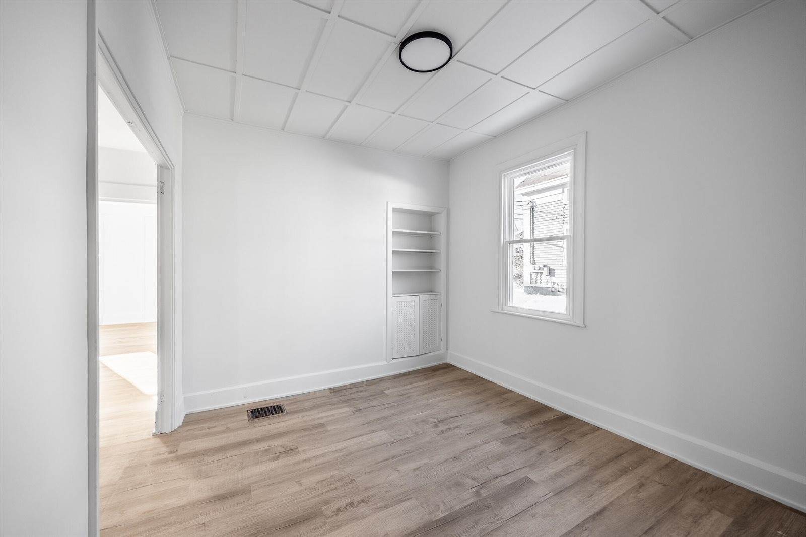 229 Center Street, Bangor, ME 04401