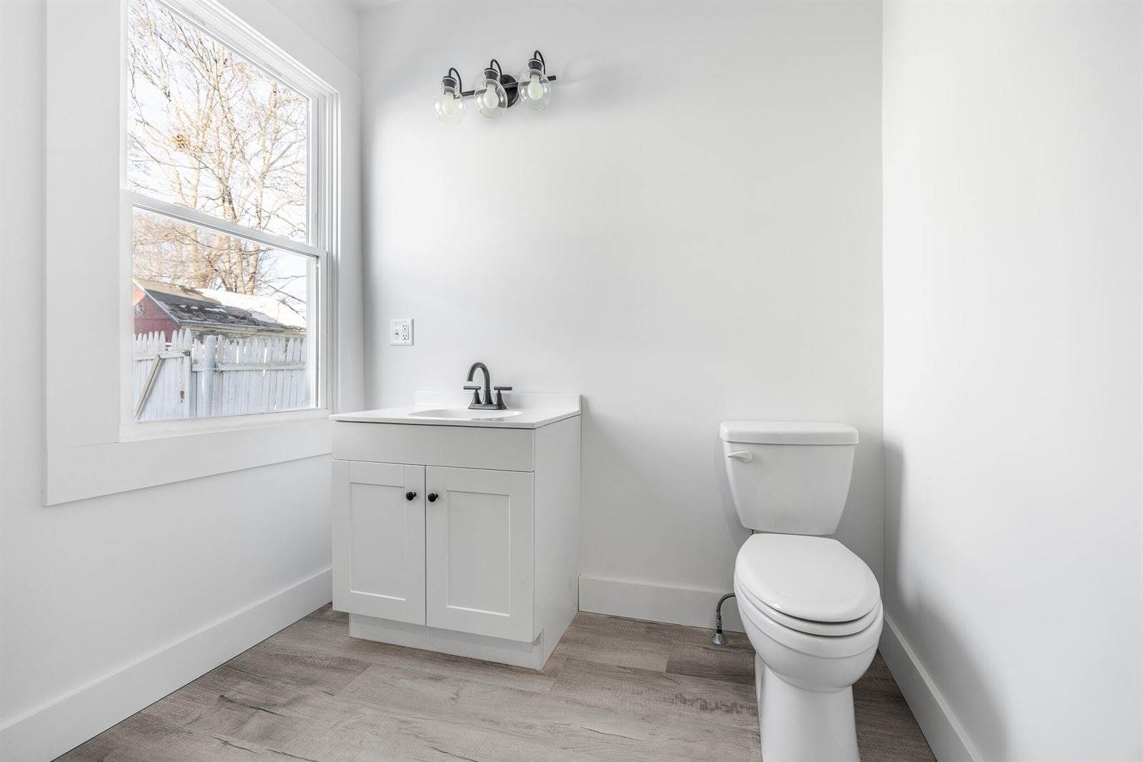 229 Center Street, Bangor, ME 04401