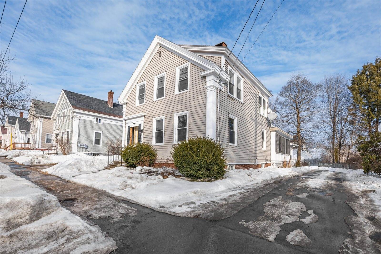 229 Center Street, Bangor, ME 04401