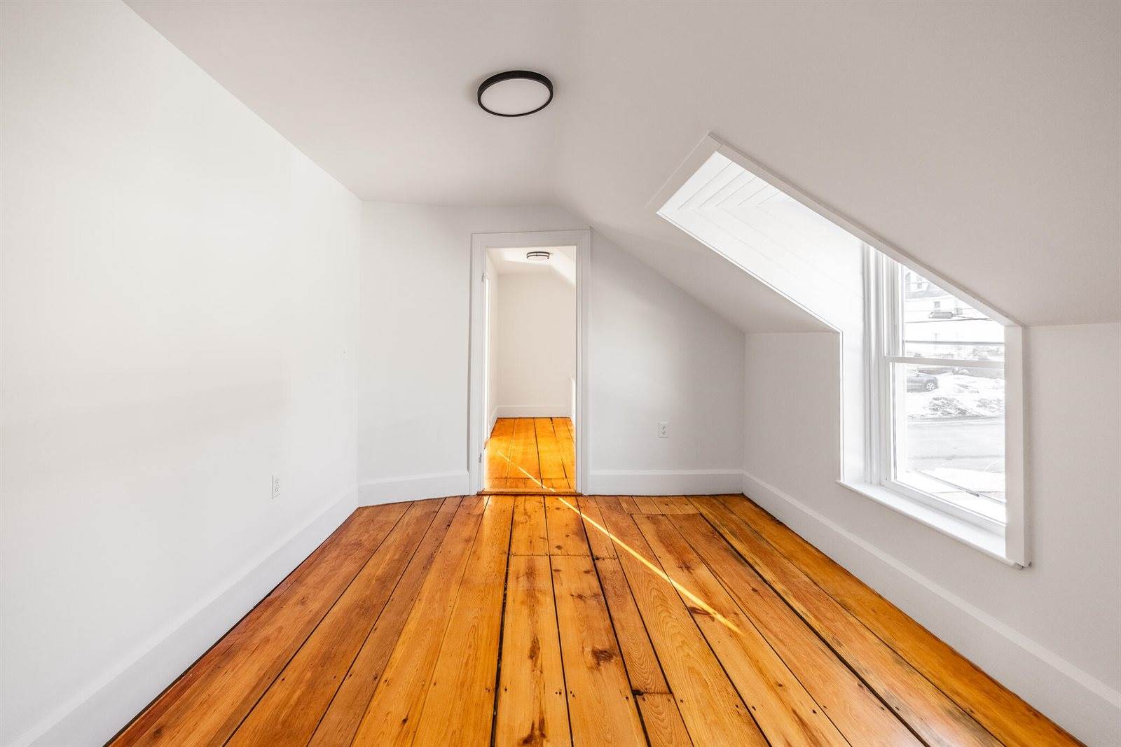 229 Center Street, Bangor, ME 04401