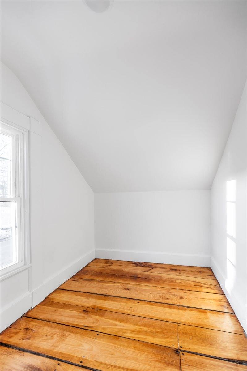 229 Center Street, Bangor, ME 04401