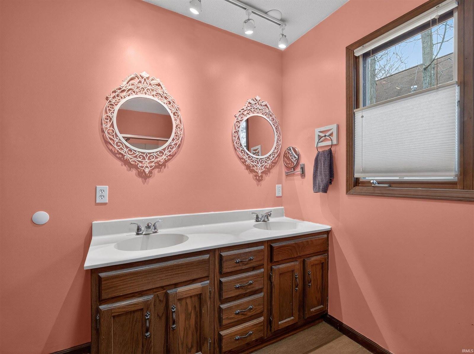 313 Greenwood Trail, Ossian, IN 46777