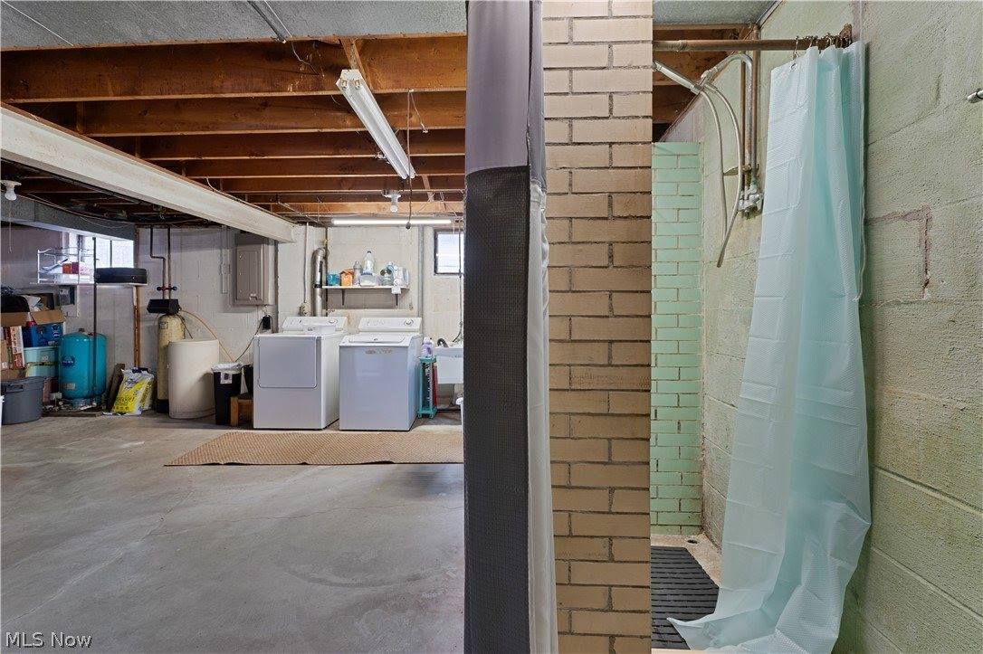 9868 Unity Road, Poland, OH 44514