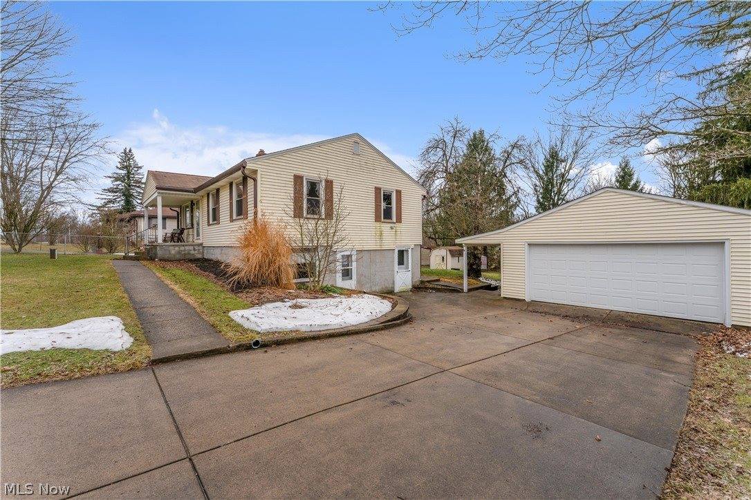 9868 Unity Road, Poland, OH 44514